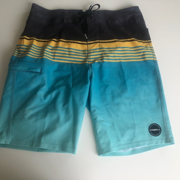 Set of 4 pairs of O’Neill board shorts: 30” waist - Picture 6 of 9